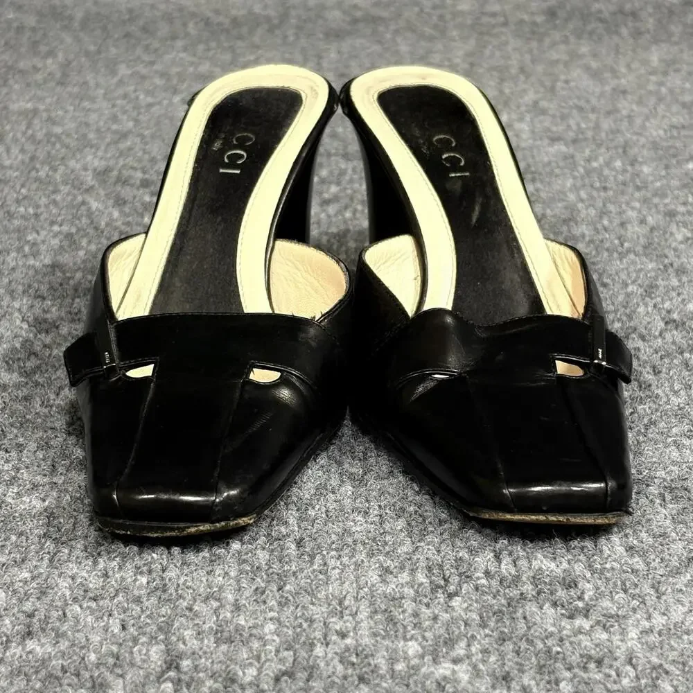 Vintage Gucci Shoes Womens 6 Black Leather Square Toe Cutout Mule Slides Y2K